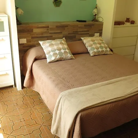 Casa Gianfranca Bed and Breakfast 3*